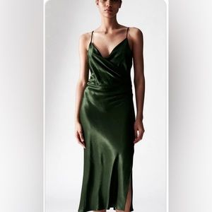 Zara Hunter Green satin Effect brand new